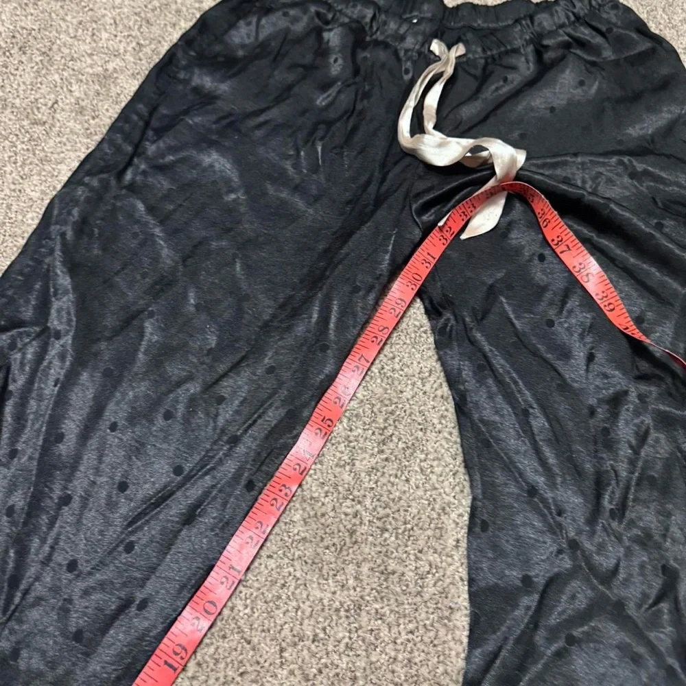 Victoria's Secret black polka dot satin pyjama pants - Picture 4 of 6